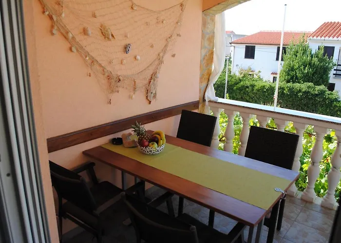Apartment Vidolma *